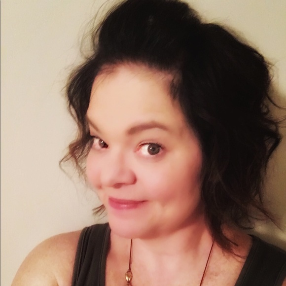 Meet your Posher, Donna - Picture 1 of 1